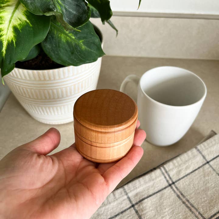 mallyshop - Venta al por mayor Joyero/organizador de joyas - Caja de madera para pastillas y suplementos / Caja para anillos / Caja para objetos pequeños1