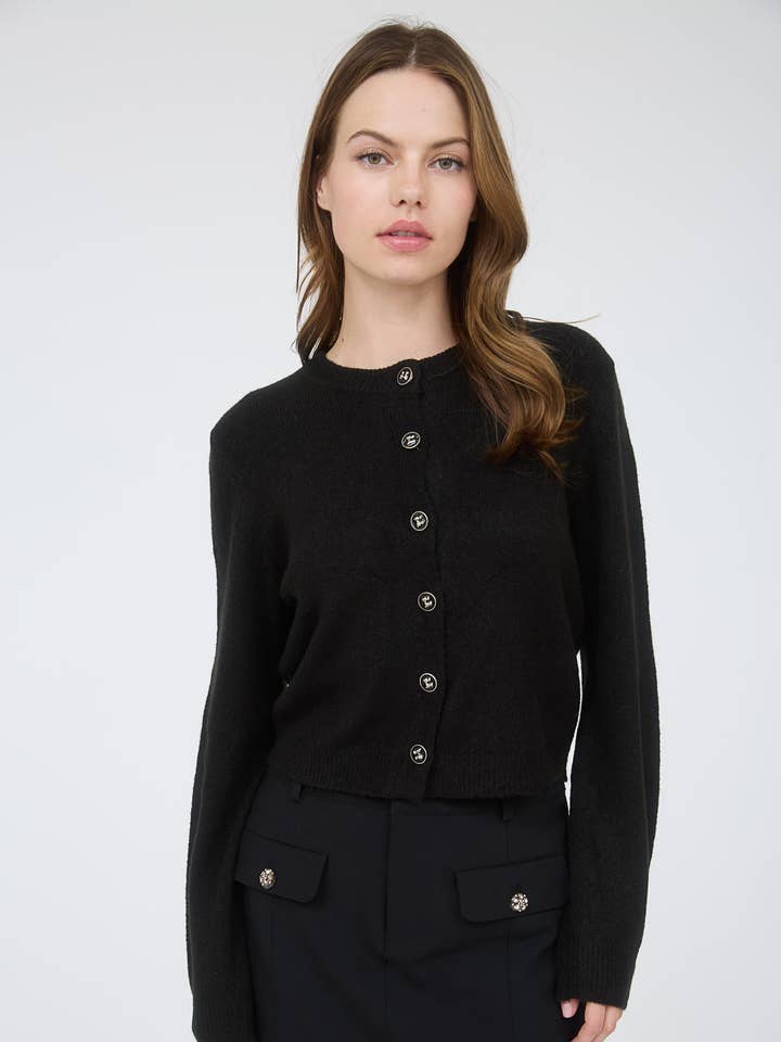 CÁRDIGAN DE PUNTO CON BOTONES DE LAZO Y DETALLES DE HARDWARE para venta al por mayor de The Workshop Studio