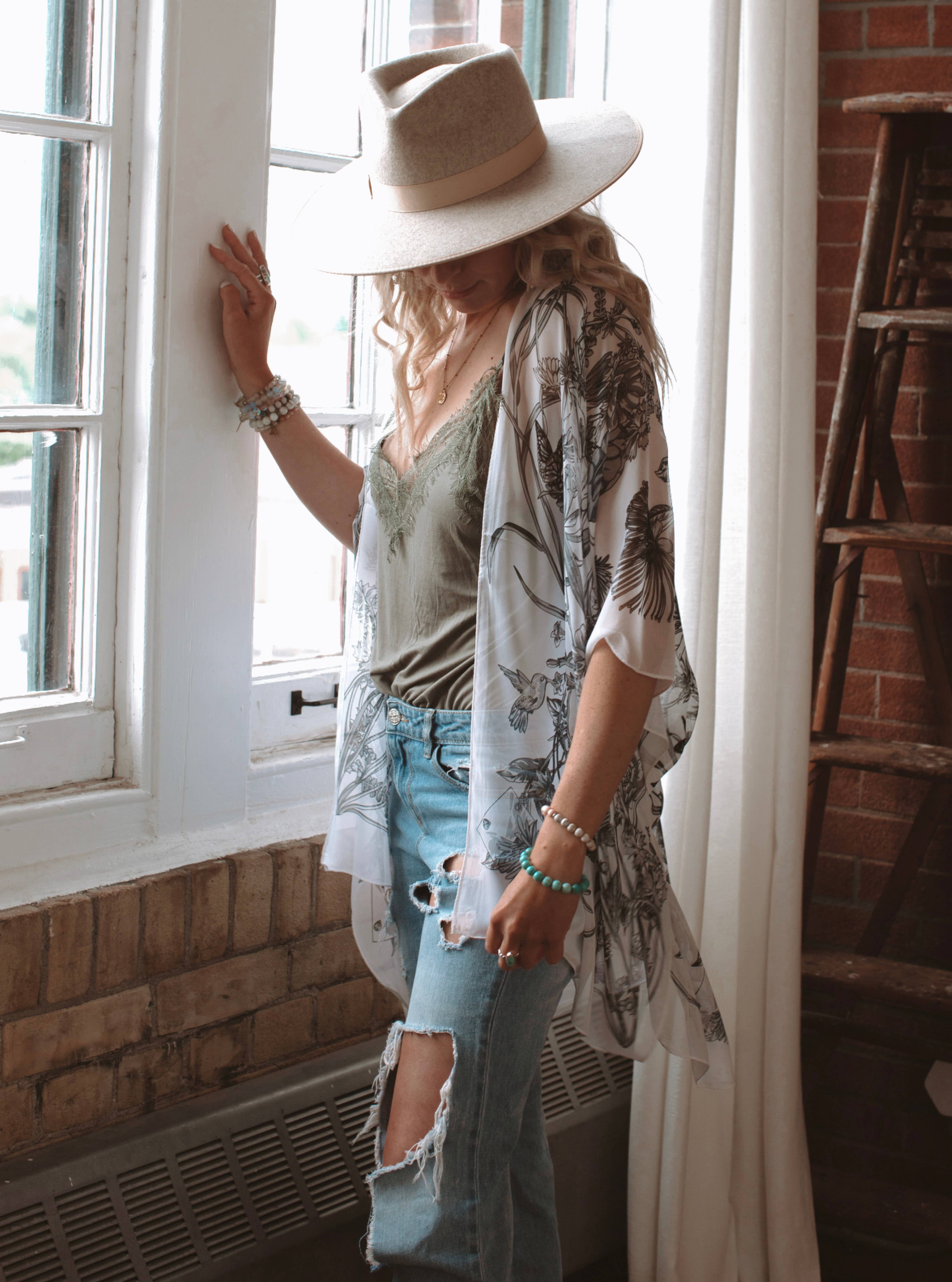 Ellemairco – wholesale Kimono – Women's – Wild Bloom Kimono 1