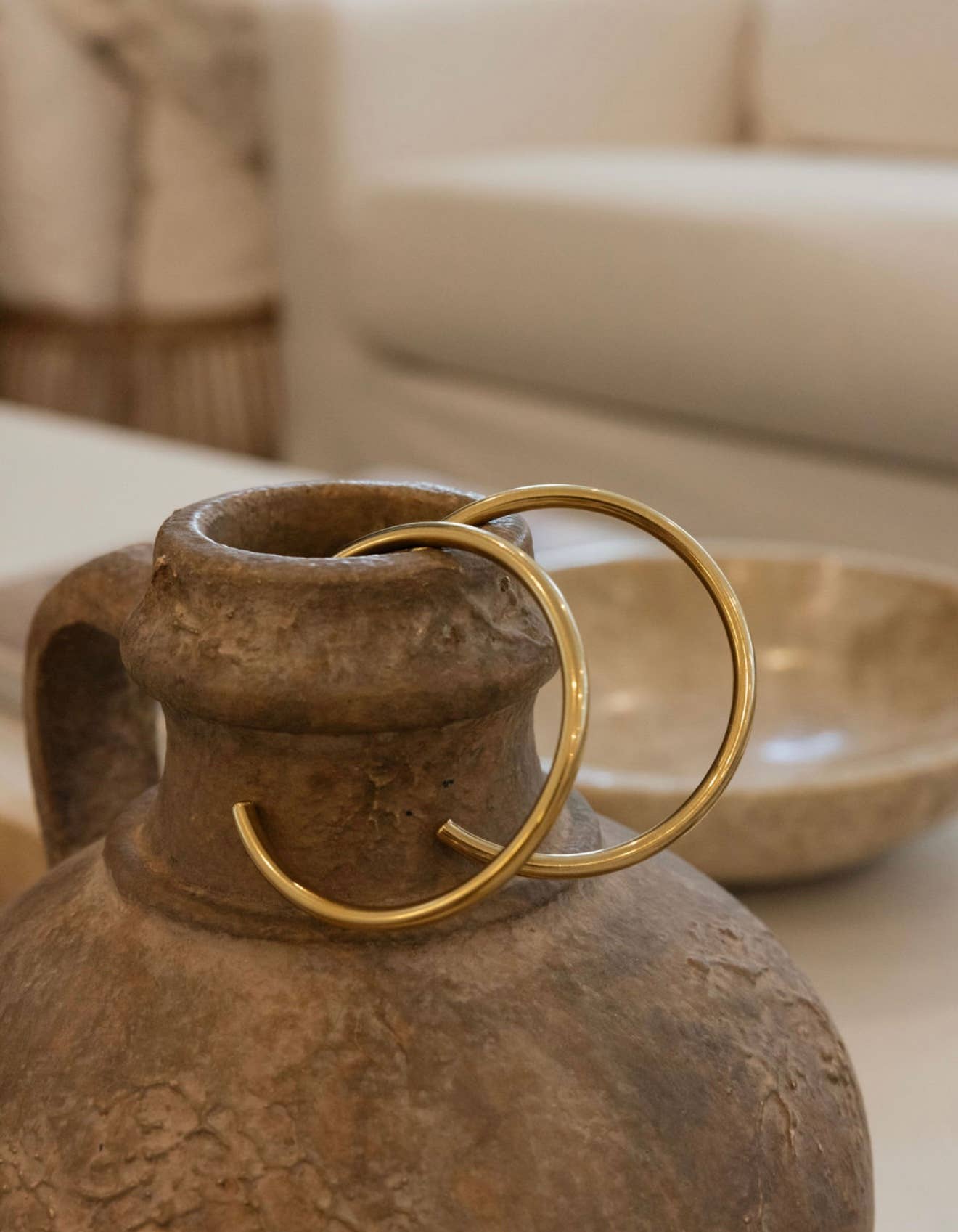 CHANSUTTPEARLS - Wholesale Hoop Earrings - LARGE HOOPS3