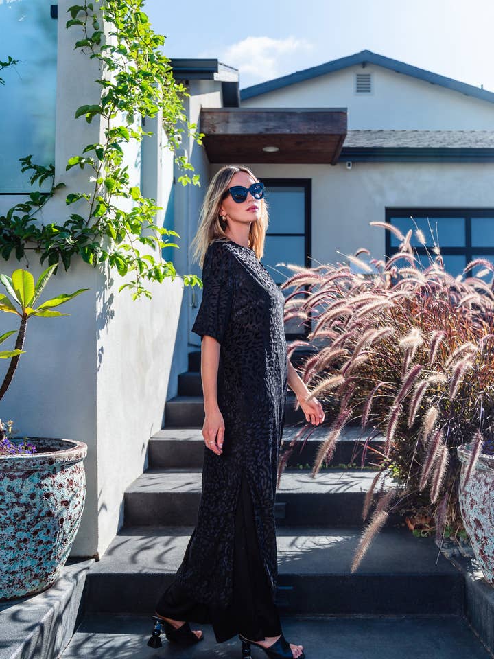 Jennafer Grace - Vente Tunique – femme - Tunique Of The Night à ourlet fendu7