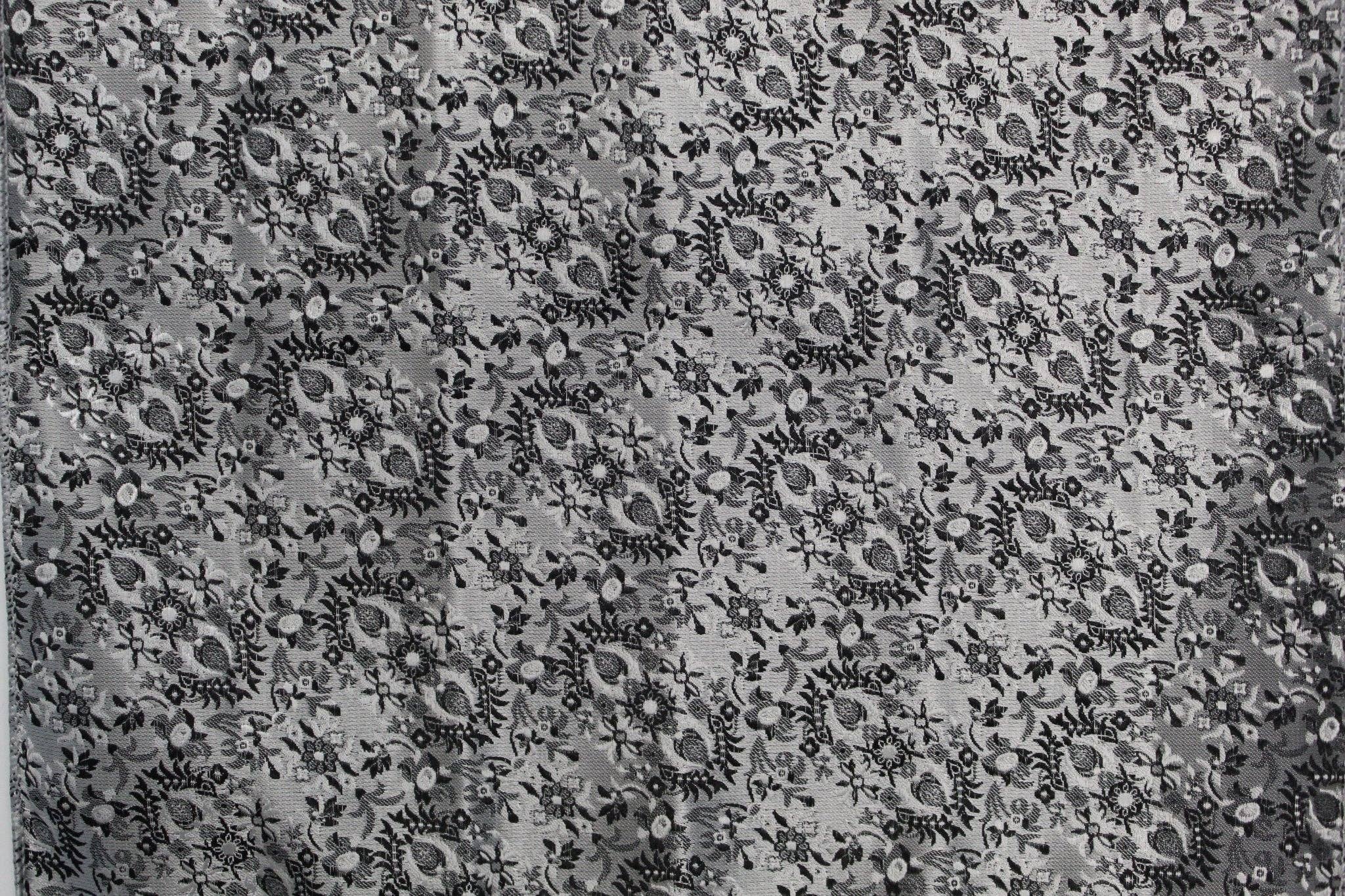 Dubal Brothers - Wholesale Necktie - Men's - Skinny Design Necktie & Pocket Square by Vittorio Farina2