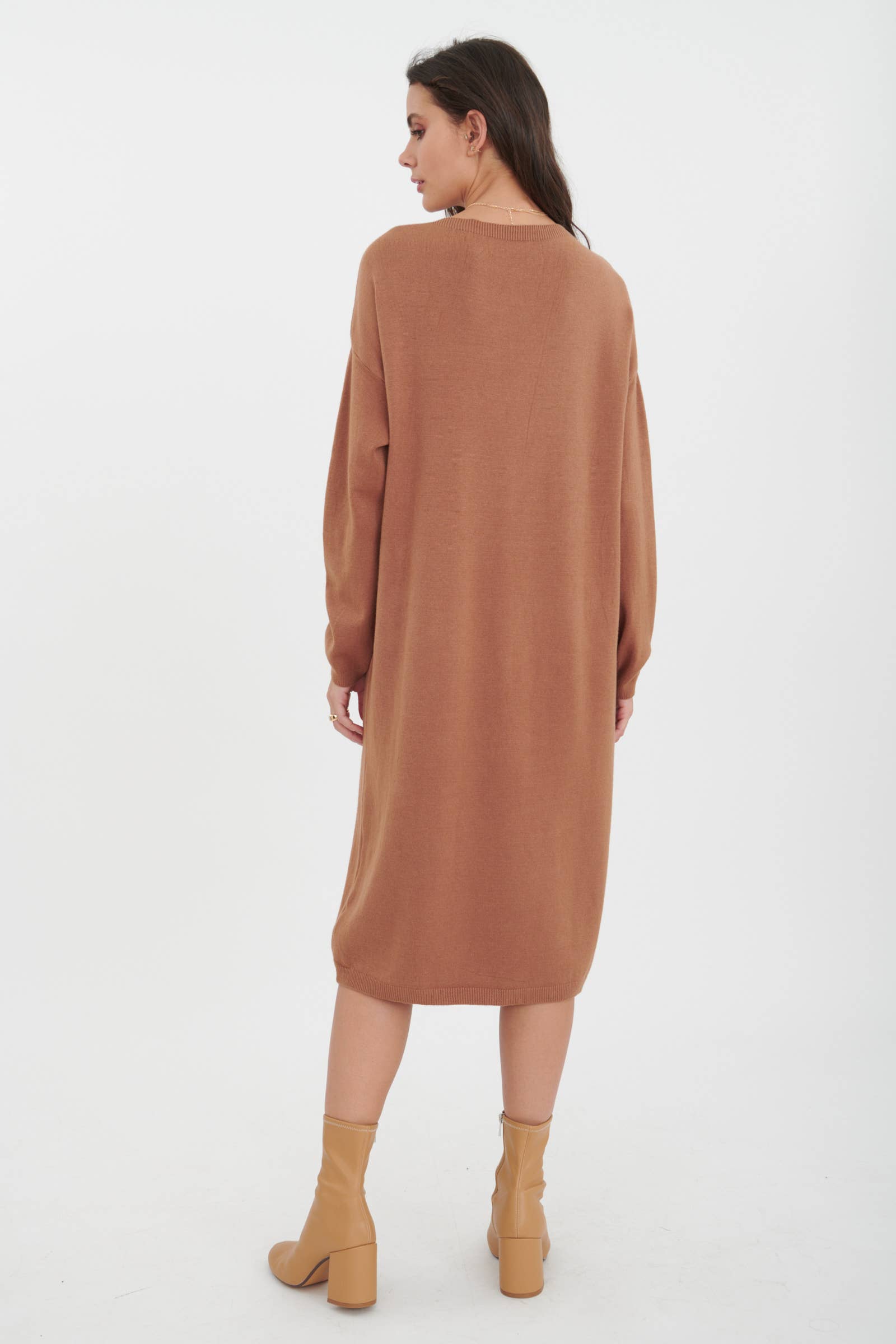 ORNELLA PARIS - Wholesale Dress - Women's - LEL-R22271 plain long sweater dress3
