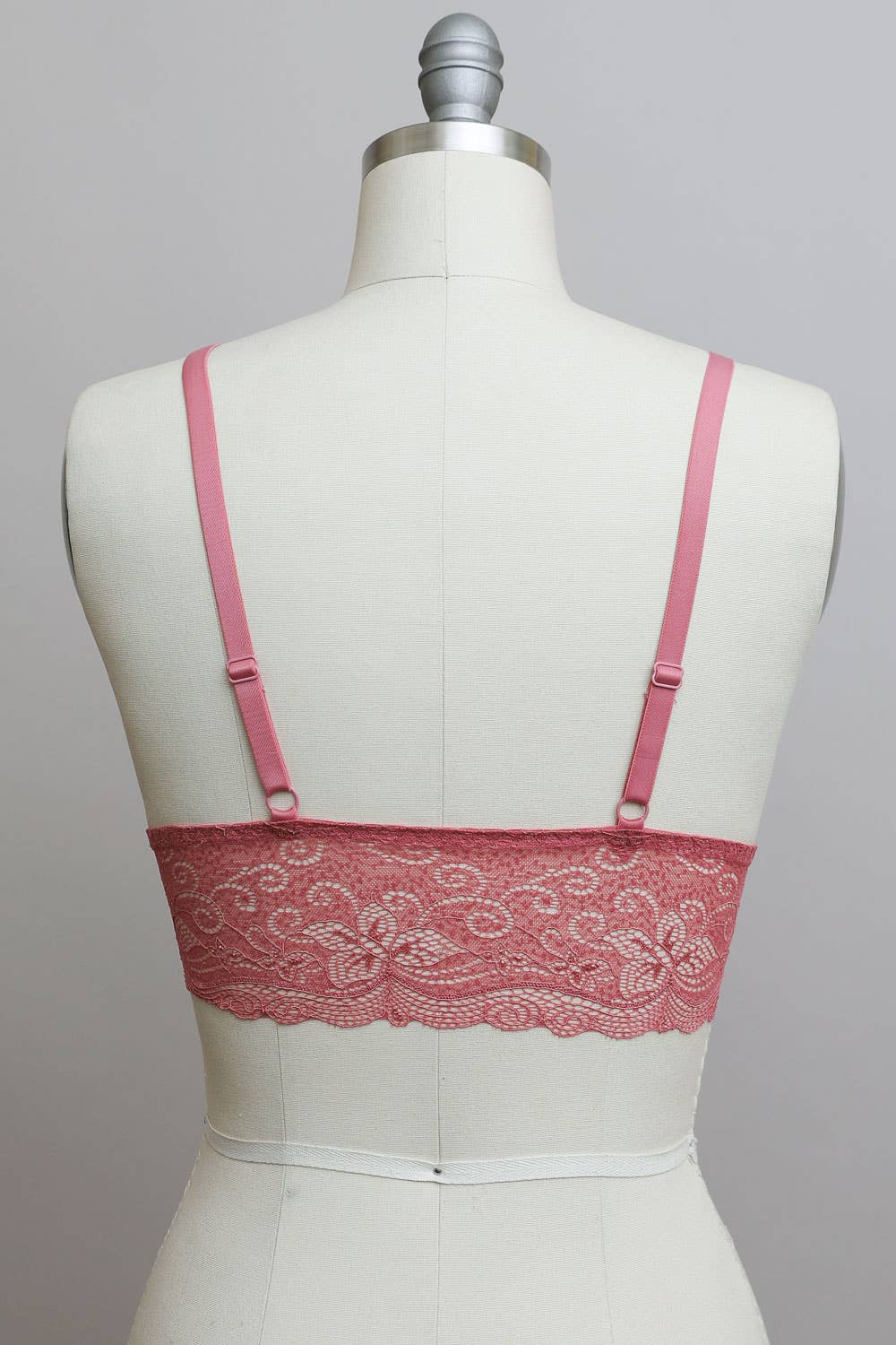 Leto Accessories - Vente Brassière – femme - Bralette à bretelles en dentelle de velours — Style luxueux, audacieux et féminin ✨9