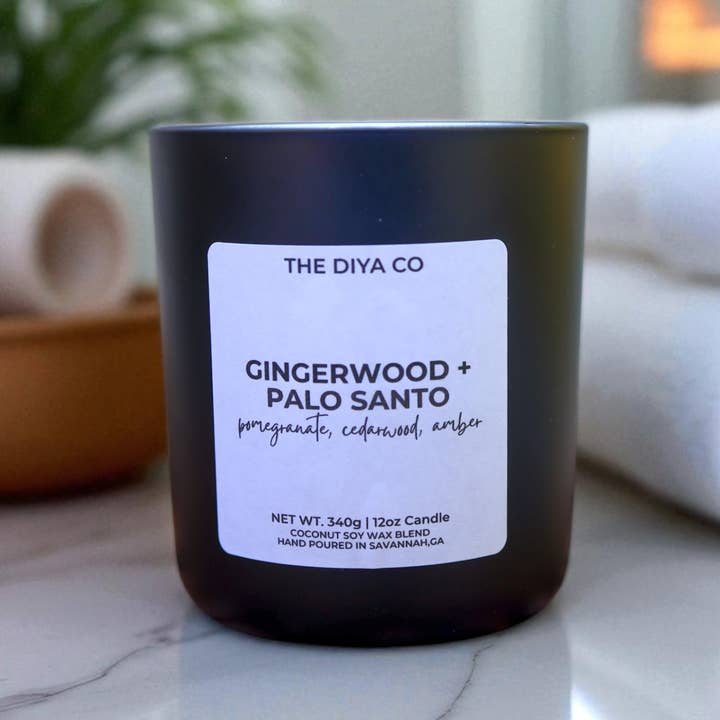 Vela de Coco e Soja de 12 oz Gingerwood Palo Santo por atacado de The Diya Co