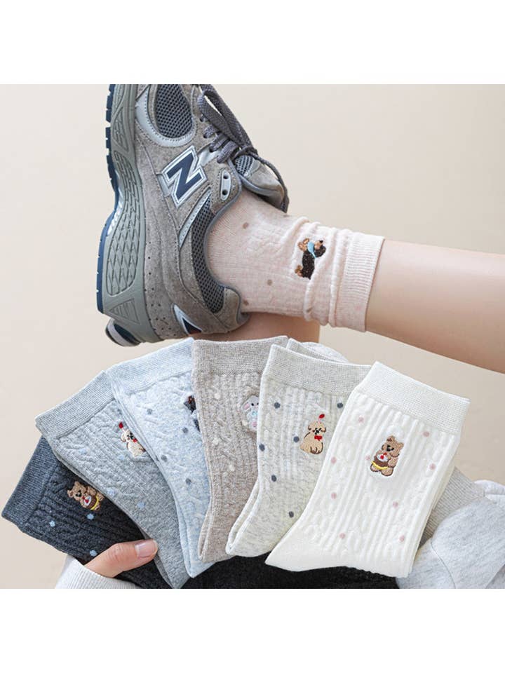 Funkyrel® Atzbranding Limited - Wholesale Socks - Women's - Rufia - Winter Mid-Calf Socks with Cartoon Animal Pattern6
