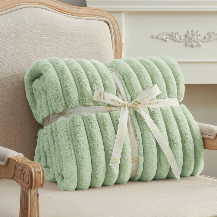 DreamValley - Wholesale Throw Blanket - AH Faux Rabbit Fur Luxurious Striped Throw Blanket 55"x70"5