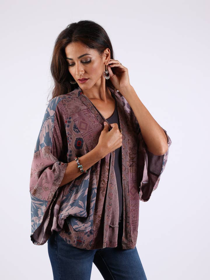 Pruimenweide Patchwork Kimono Vest voor wholesale door Sacred Threads