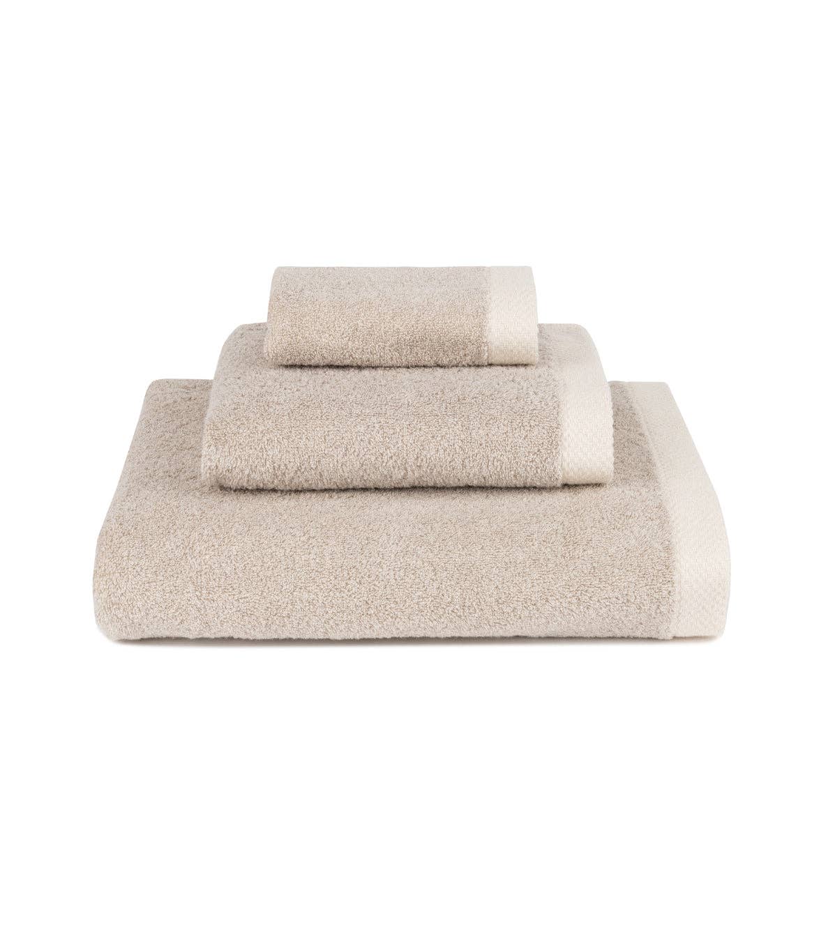 Torres Novas - Wholesale Bath Towel - Toalhas de Banho de Algodão Reciclado e Orgânico Cinza7