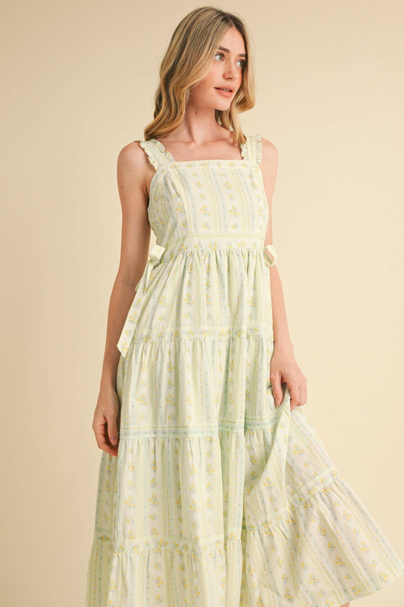 &MERCI - Wholesale Dress - Women's - RUFFLED STRAP FLORAL MIDI DRESS WITH SIDE TYING BOWS MDR358624