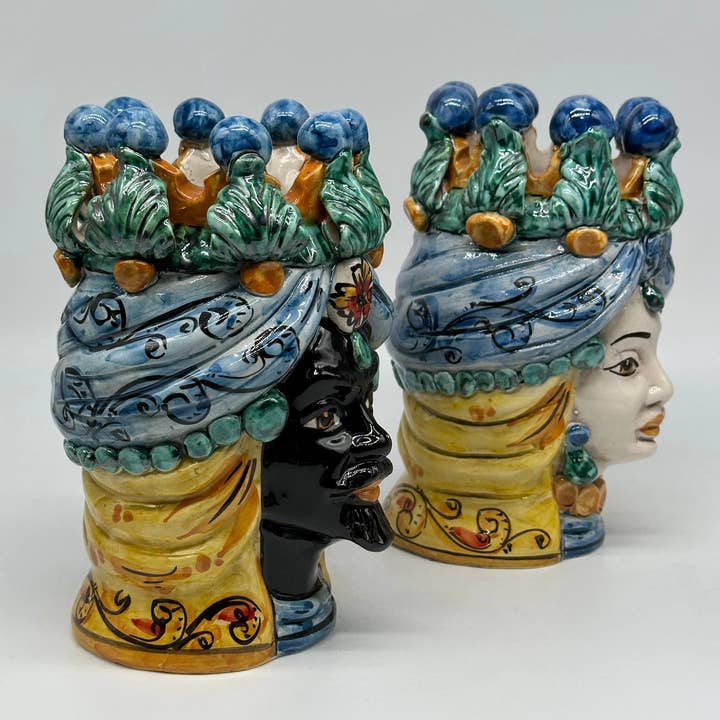 DD Ceramiche Siciliane - Venta al por mayor Figura decorativa - Par de cerámica marrón oscuro del siglo XVII Caltagirone cm H.20 L.12 hecha a mano en varios colores