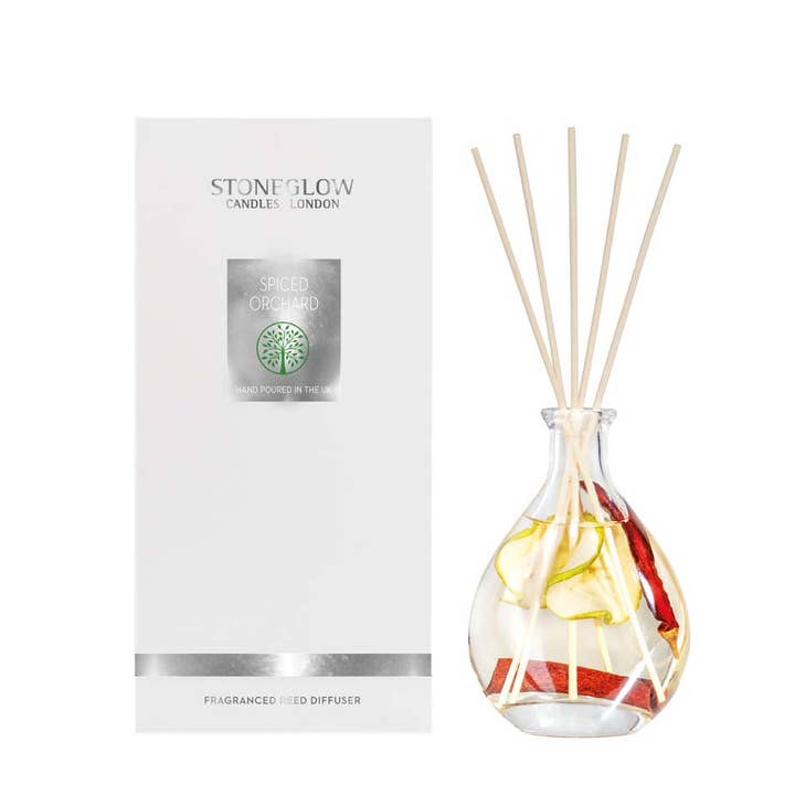 Nature's Gift - Verger épicé - Diffuseur en roseau pour la vente par Stoneglow Candles