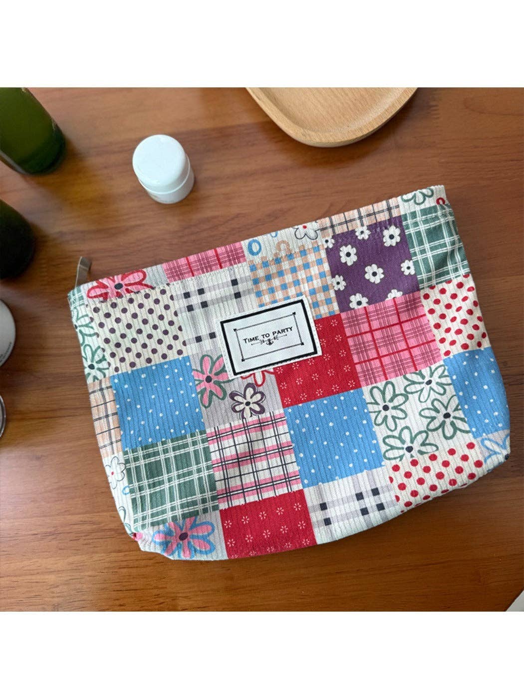 Floral Cosbai - Portable Patchwork Travel Makeup Bag for wholesale on Faire6
