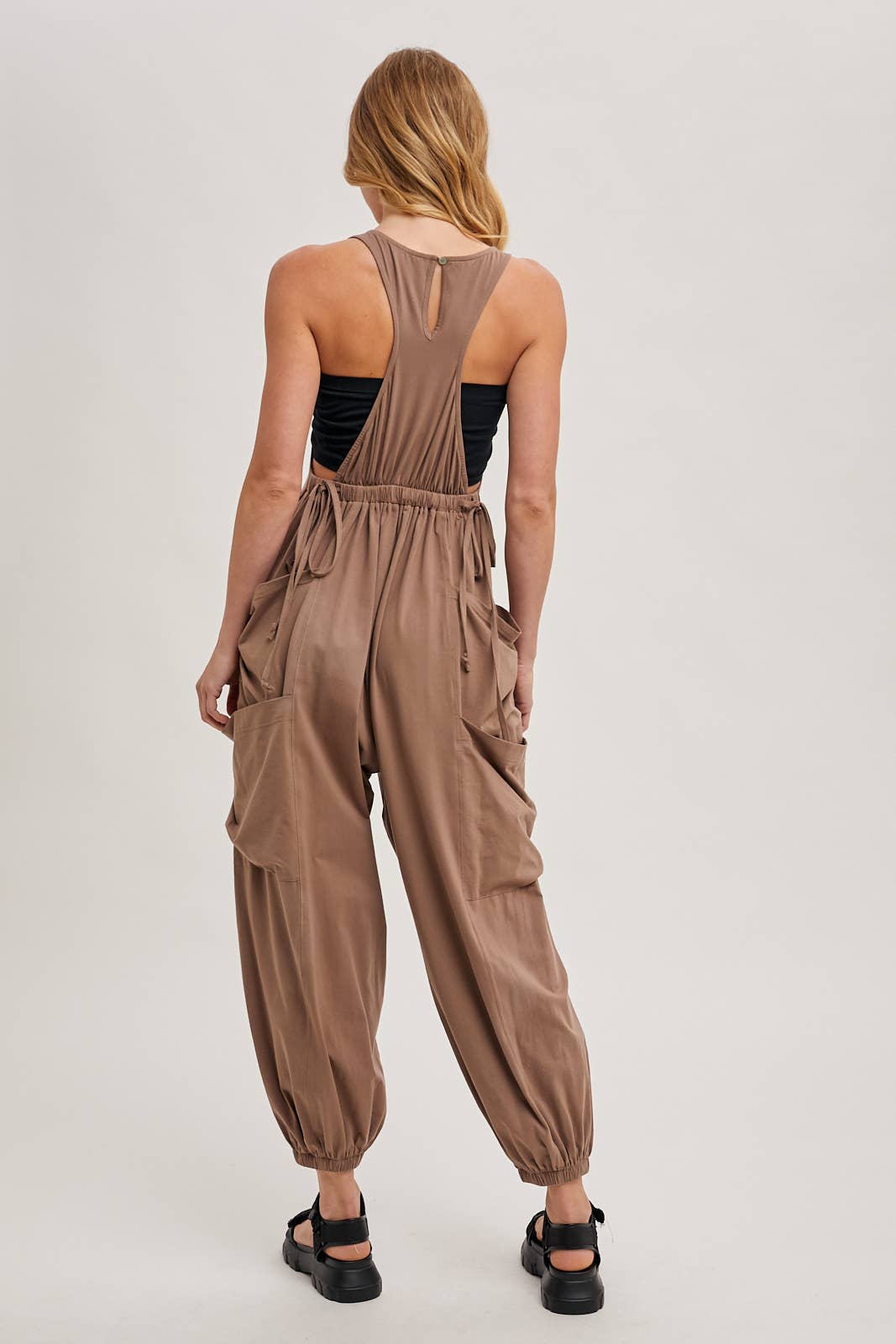 Bluivy - Wholesale Jumpsuit - Women's - RELAXED FIT BEGGY PANTS JUMPSUIT WITH POCKETS21
