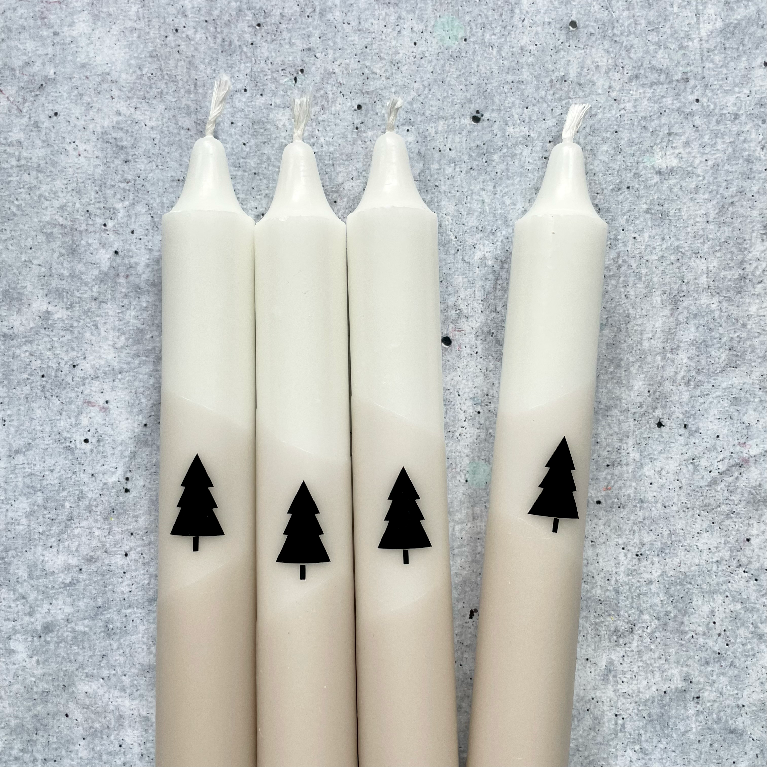 Wolkenreich - Wholesale Tapered Candle/Candlestick - Dip dye candles | Christmas fir beige-black | set of 43