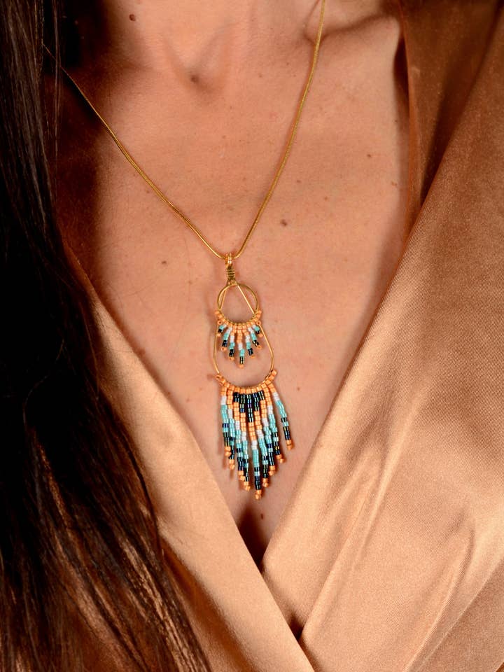 Nilyra Maria Lang Halskæde i Bronze - Talisman Smykke for engroshandel hos Valdyria