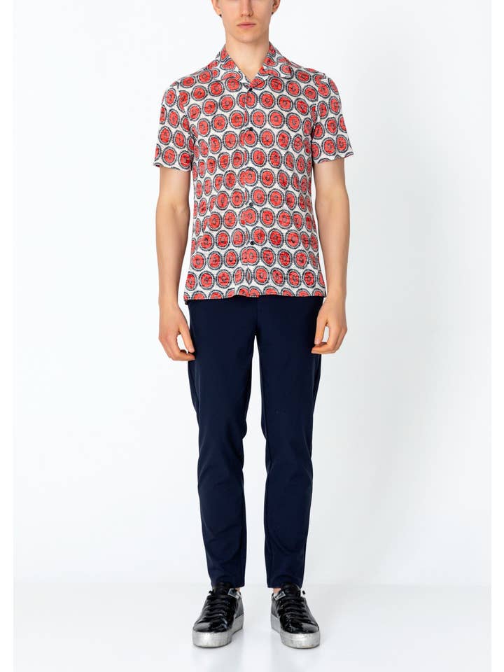 Men's Collared Lightweight Shirt - Round for wholesale on Faire