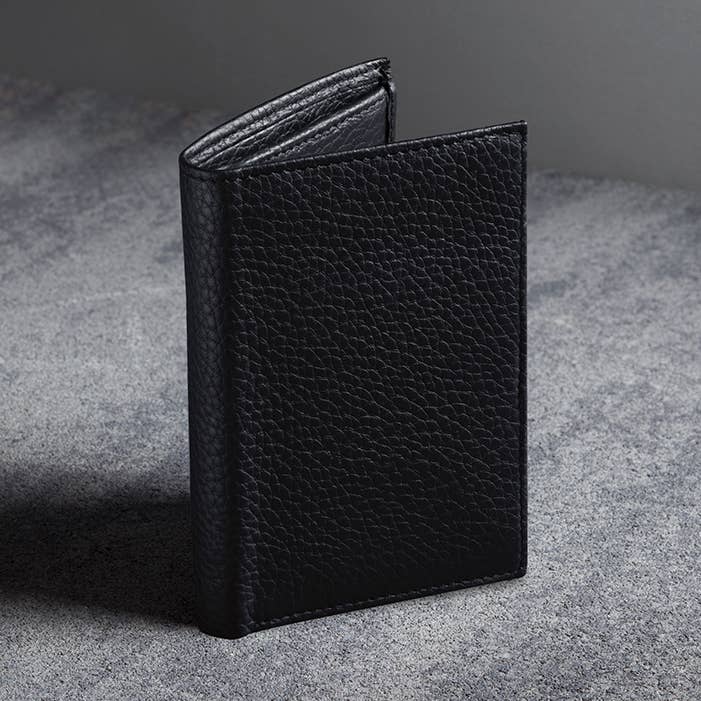 Kompakt lodret tegnebog for engroshandel hos WOMO