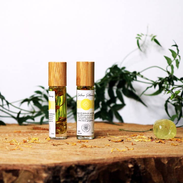 Ayamani Naturals - Vendita all'ingrosso Olio essenziale - Olio per chakra del plesso solare con quarzo giallo ed erbe0