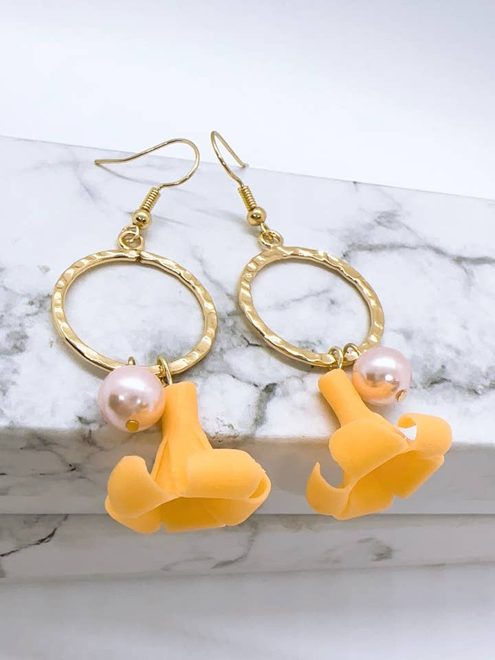 Puakenikeni flower earring for wholesale by Anela's Jewelry