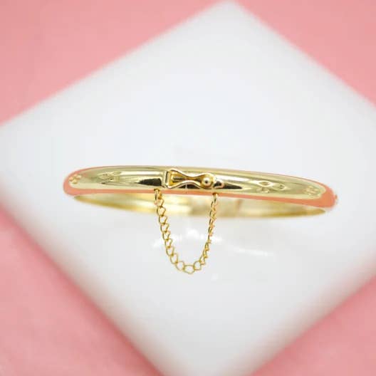 MIA Jewelry - Wholesale Bangle Bracelet - 18K Gold Filled Wrist Cuff Bangle With Flower Engravings 0