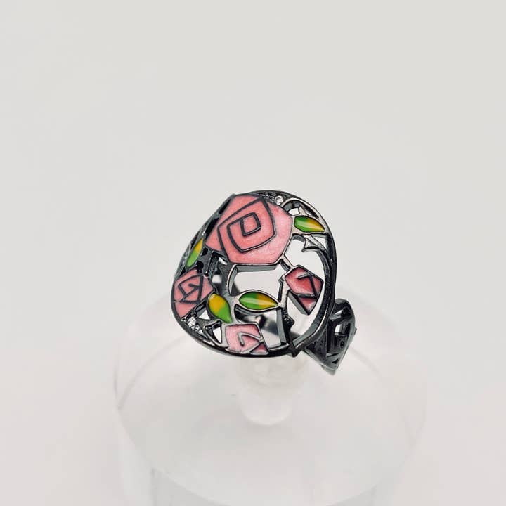 Mio Queena – wholesale Cocktail/statement ring – Thorn Rose Enamel Flower Ring