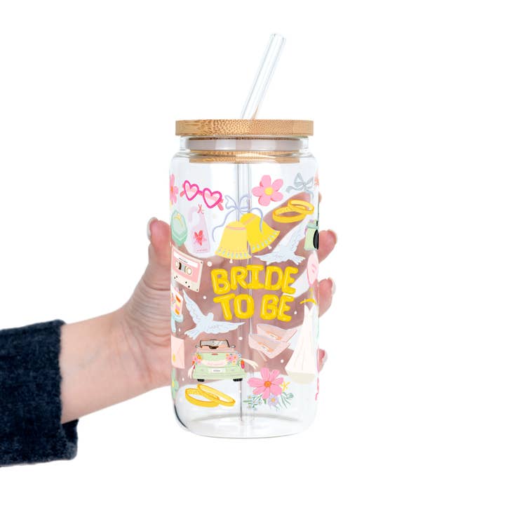 Krus til den kommende brud med låg og sugerør for engroshandel hos Sip-Sip Hooray!