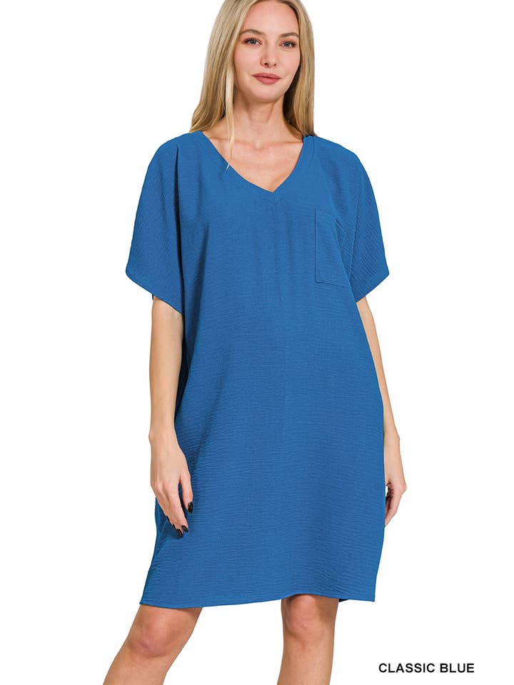 42POPS – wholesale Klänning - Dam – .Woven Airflow V-ringad T-shirtklänning med fickor18