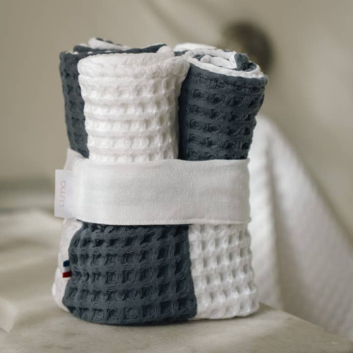 Lumä - Wholesale Bath Towel - Kids & Baby - 4 Face Towels + Basket