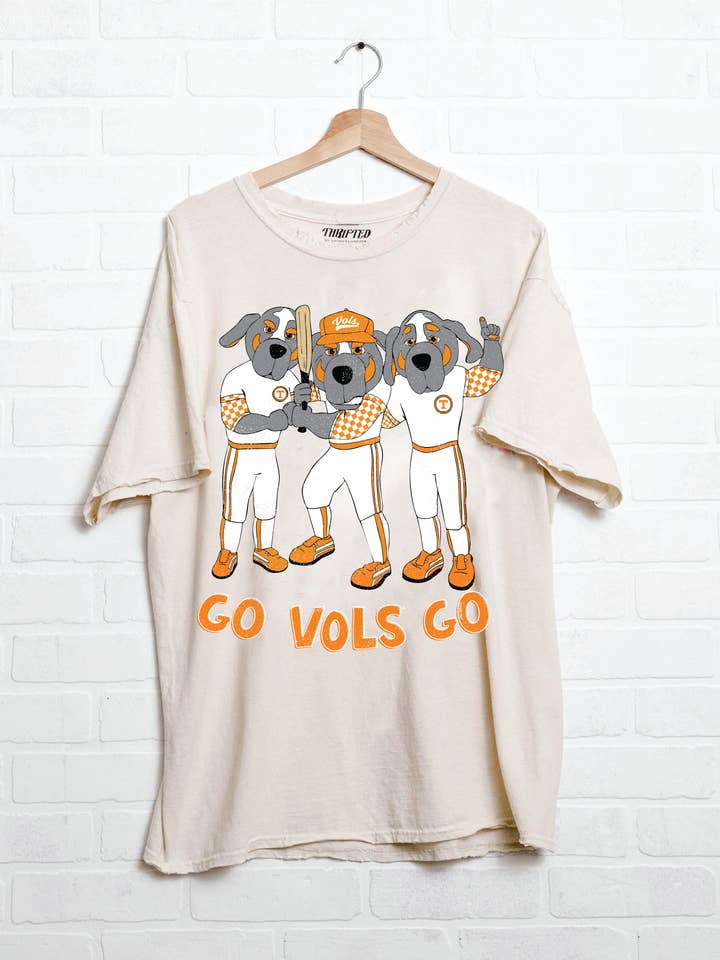 T-shirt vintage blanc cassé des Volunteers de Tennessee Baseball pour la vente par LivyLu