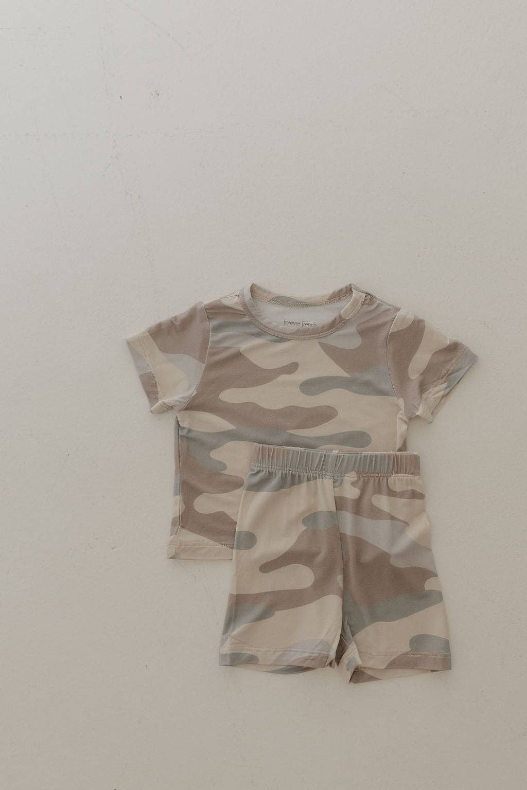Forever French Baby - Wholesale Pyjamaset - Kinderen - Bamboe Korte Set | Camo3