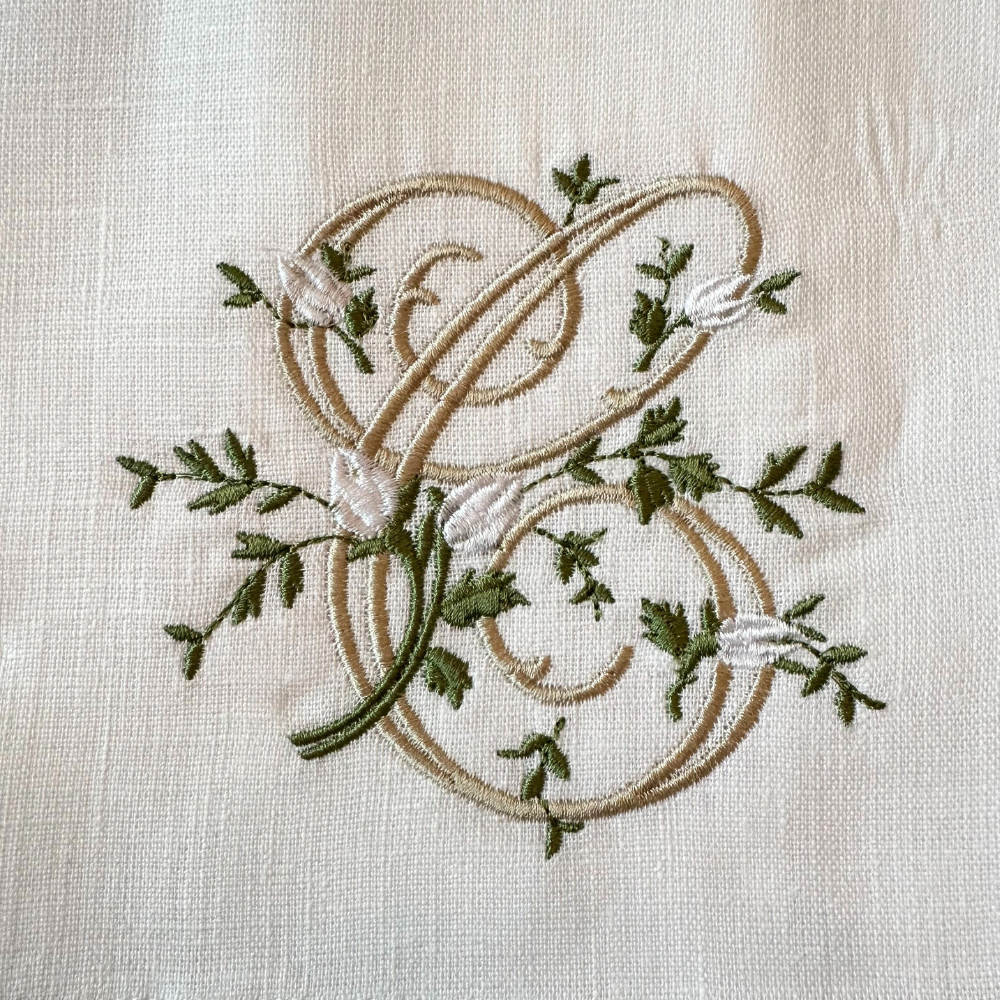 Arte Italica & Crown Linen Designs – Großhandel Geschirrtücher – Florales Monogramm-Handtuch - Neu2