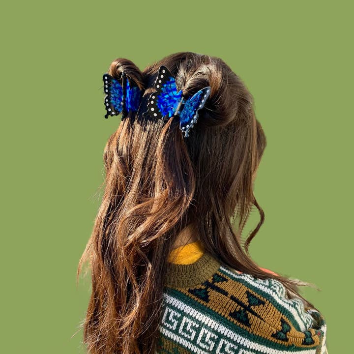Not Picasso - Wholesale Hair Clip - Women's - Blue Morpho Hair Claw1