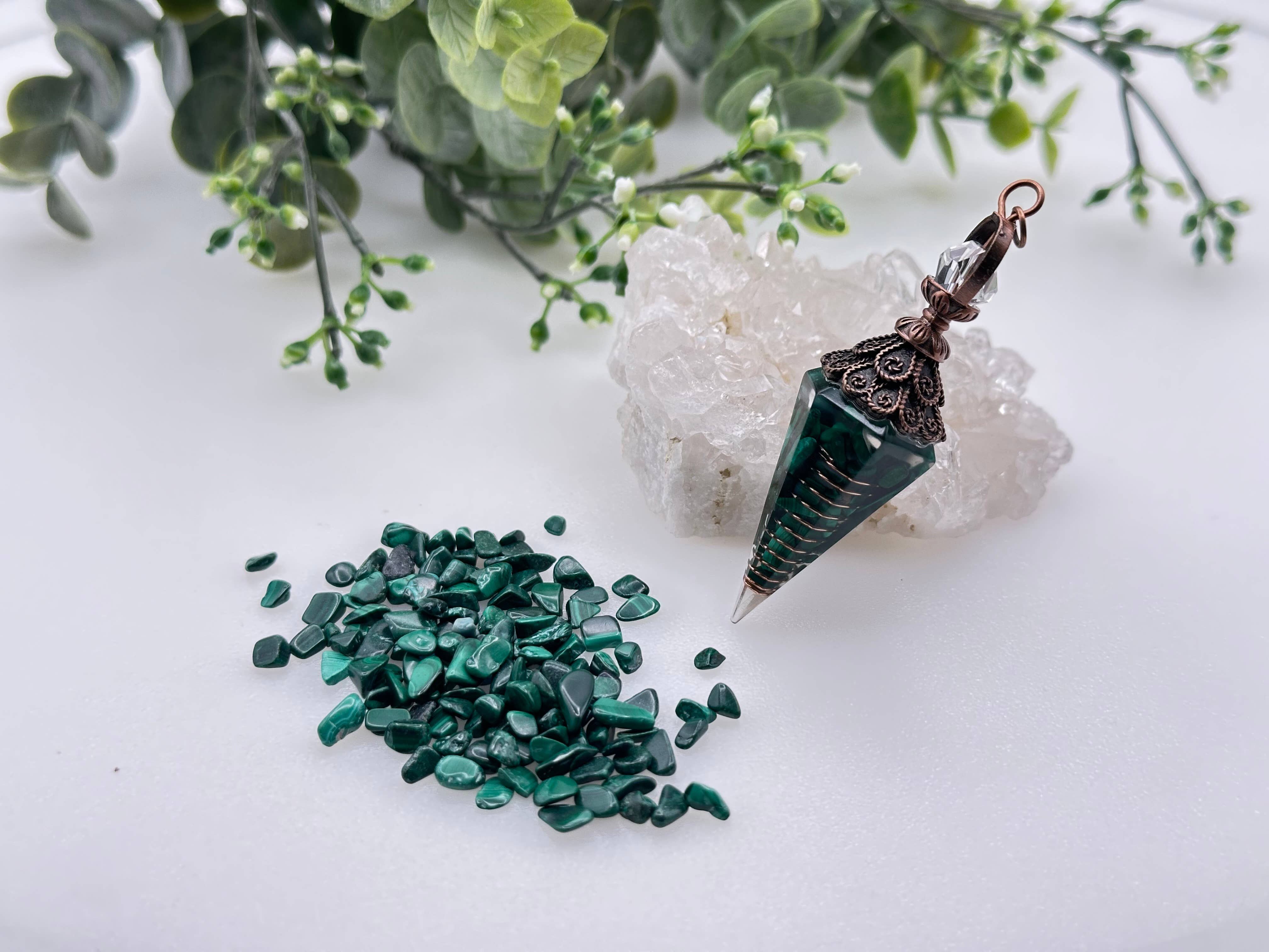 Meraki Gemstones - Wholesale Pendulum Board - Malachite Gemstone (Natural) Chips w/Copper - Resin Pendulum2