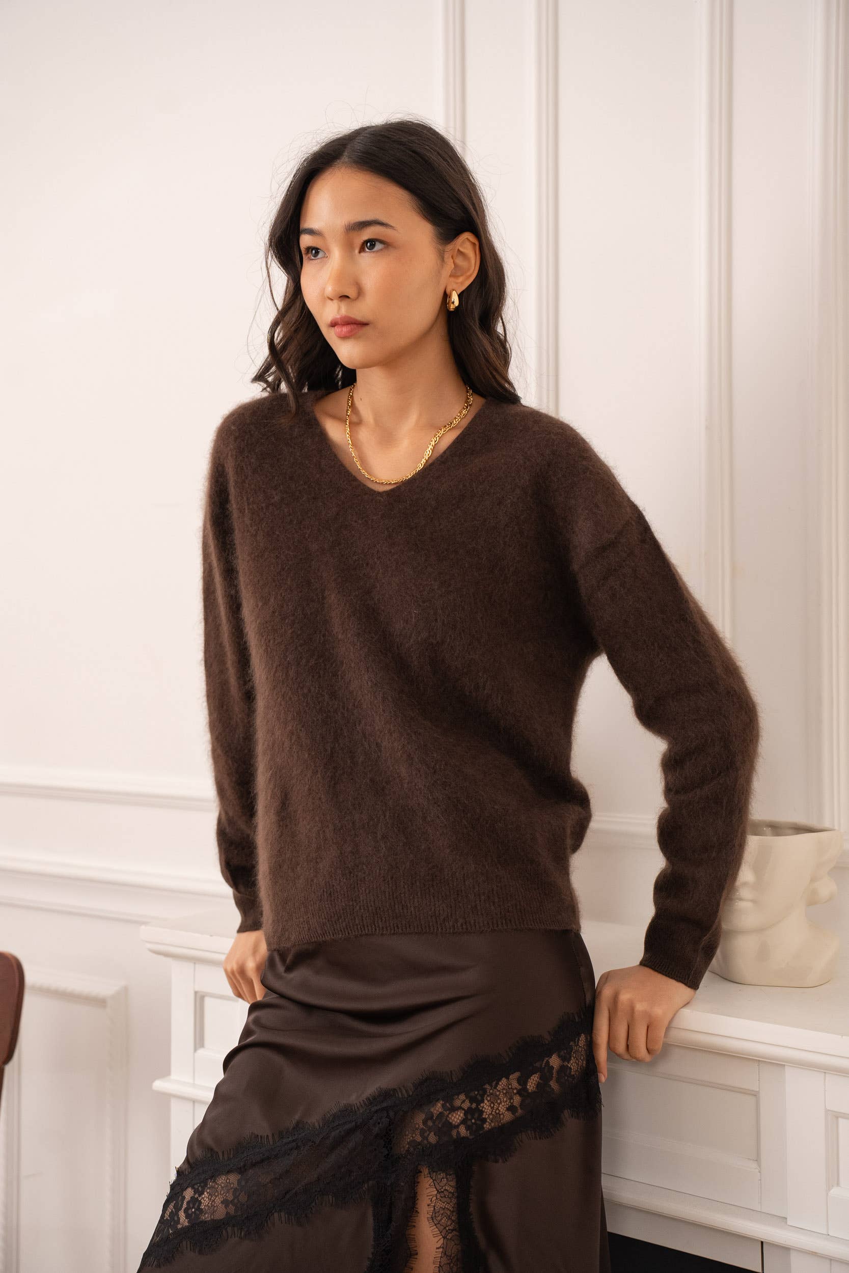 CHOKLATE PARIS – Engroshandel Pullover - Dame – Kashmir- og børstet uldtrøje med V-hals - A8895