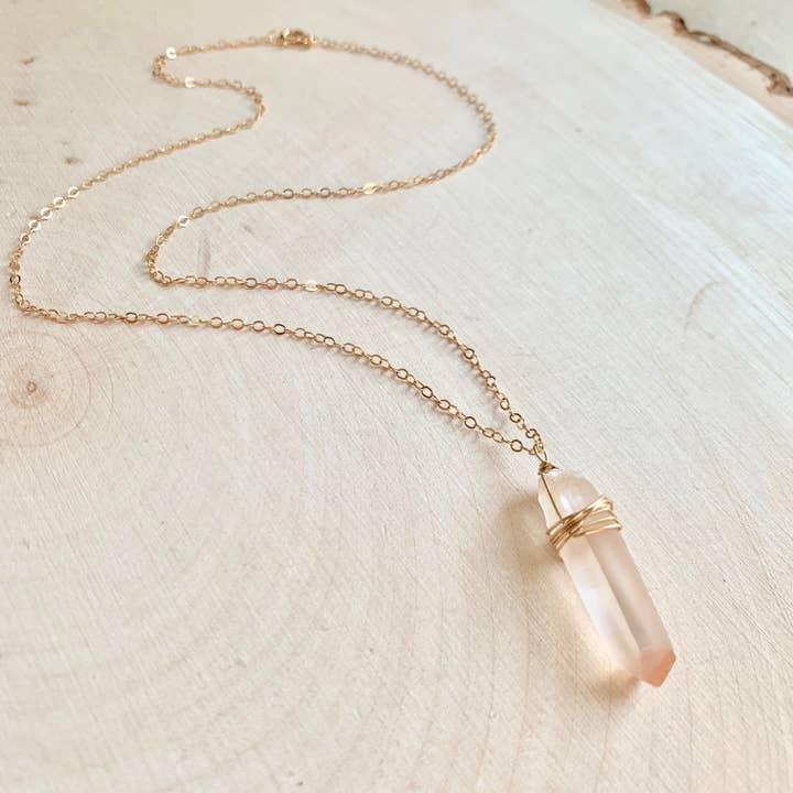 Crystal and Gold – wholesale Hänge-/berlockhalsband – Litium Quartz Halsband