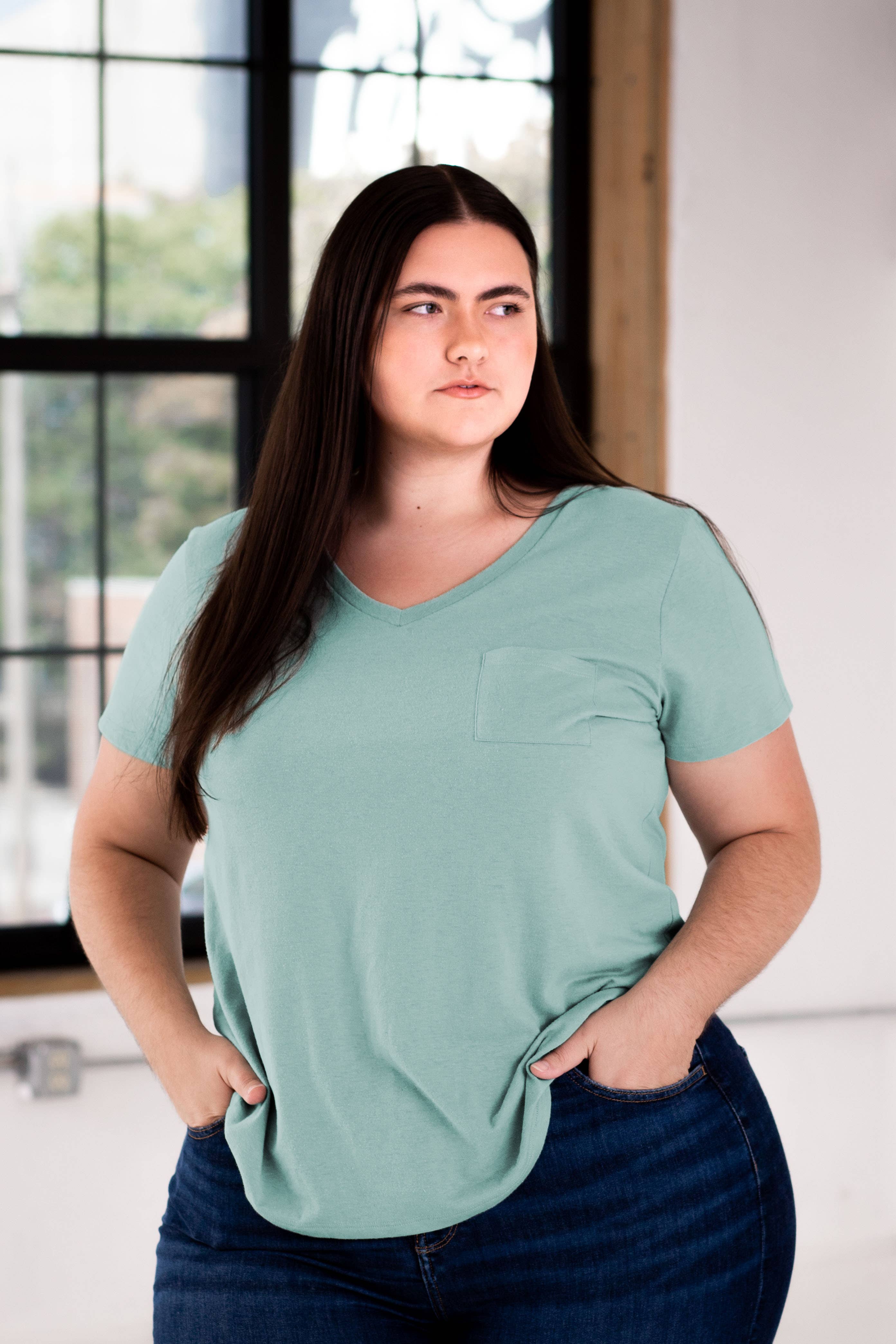 GOEX Apparel - Wholesale T-Shirt - Women's - Ladies Drop Hem V-Neck Pocket Tee4