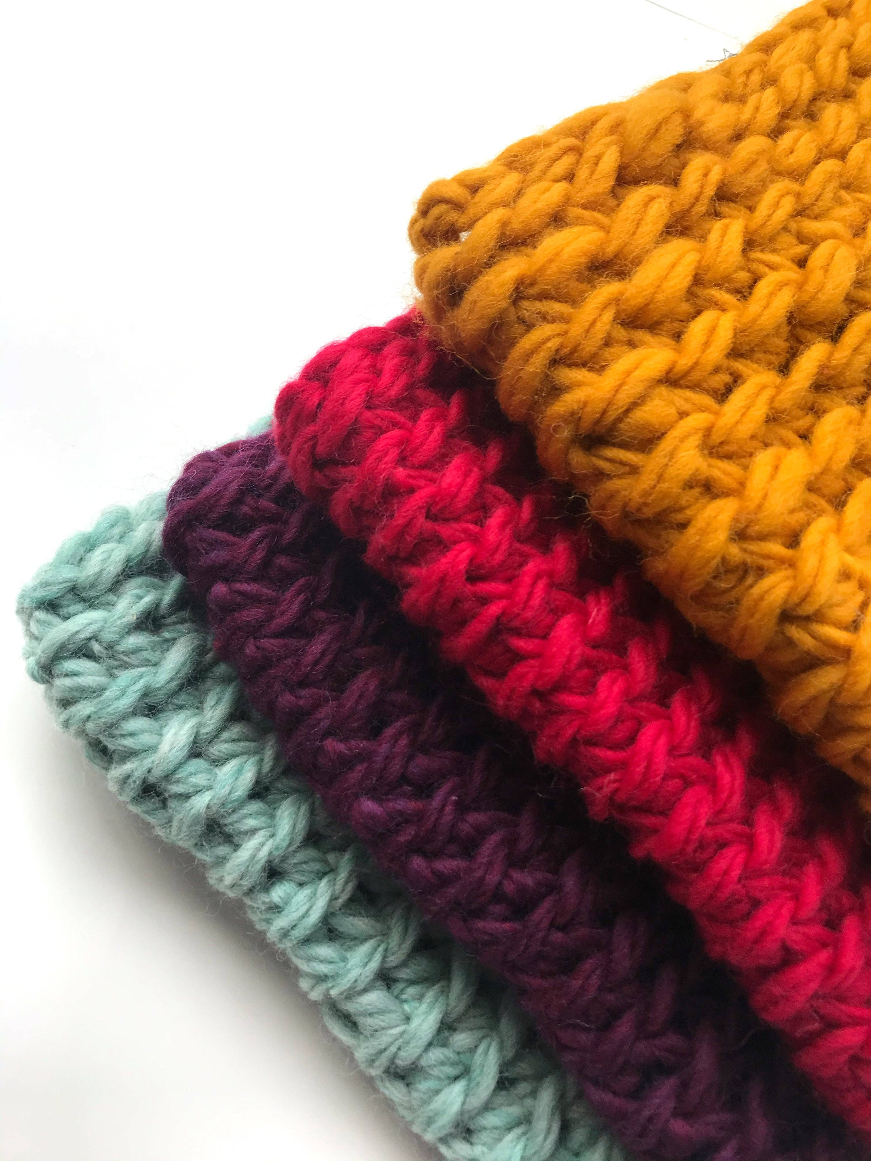 Gibou – wholesale Mössa - Dam – Handstickad halsvärmare19