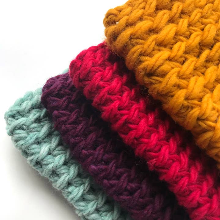 Gibou – wholesale Mössa - Dam – Handstickad halsvärmare19