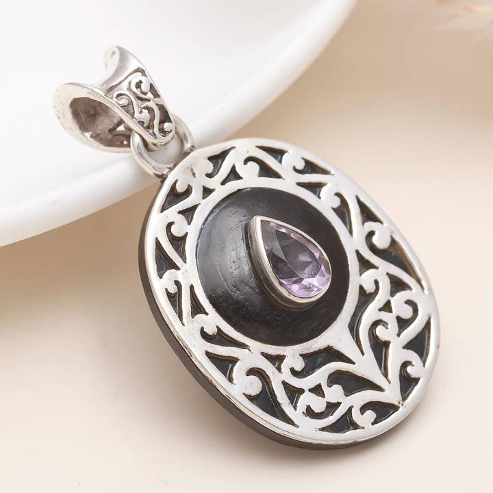 L'Ébène Violet : Pendentif en Argent avec Améthyste et Bois d'Ébène pour la vente par AG 925 JEWELLERY