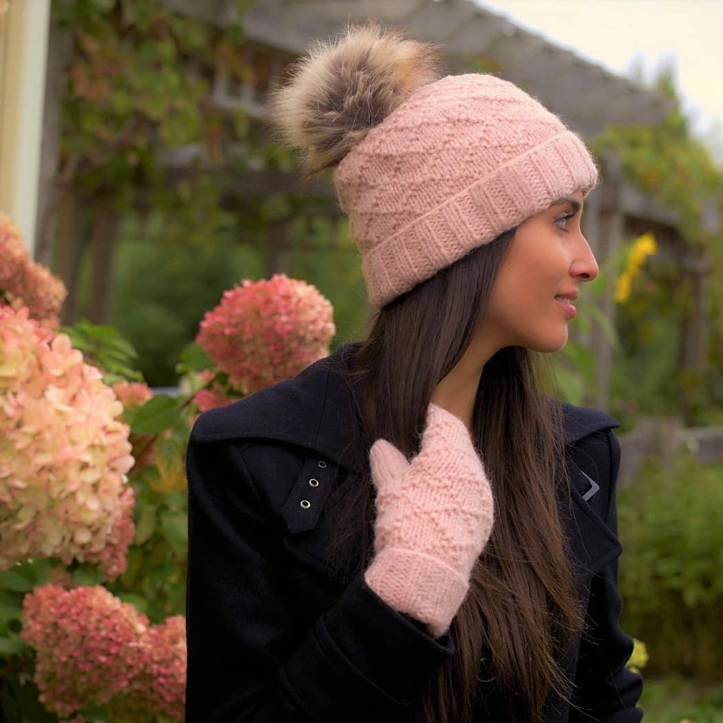 Lost Horizons Canada - Vente Bonnet – femme - Bonnet en laine Tiffany avec pompon en fausse fourrure et tricot texturé5