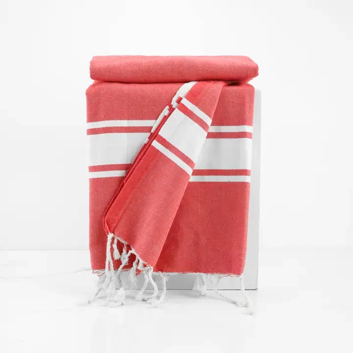 Red Fouta Towel – Handmade Flatweave, Lightweight, Quick-Dry and other Purchase Wholesale tukan handtucher. Free Returns & Net 60 Terms on Faire trending on Faire.