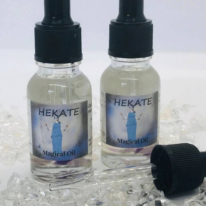 Huile Hekate, huile de samhain, magie de la lune pour la vente par My Enchanted Path