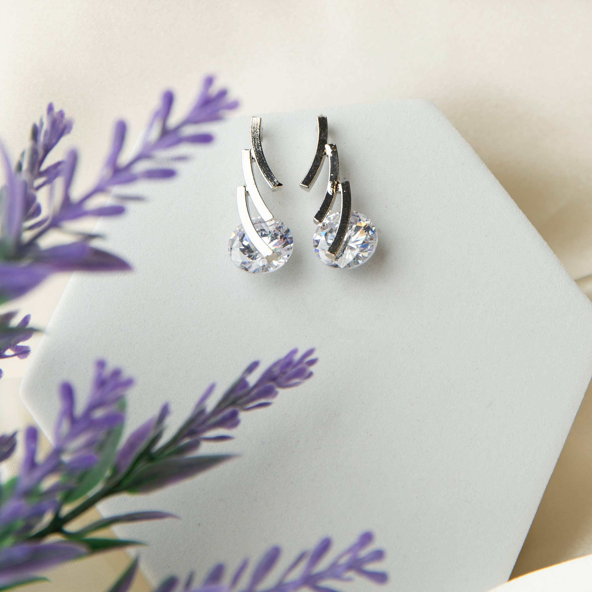 Howard's - Wholesale Dangle Earrings - Linked Bar Cubic Zirconia Dazzler Drop Earrings3