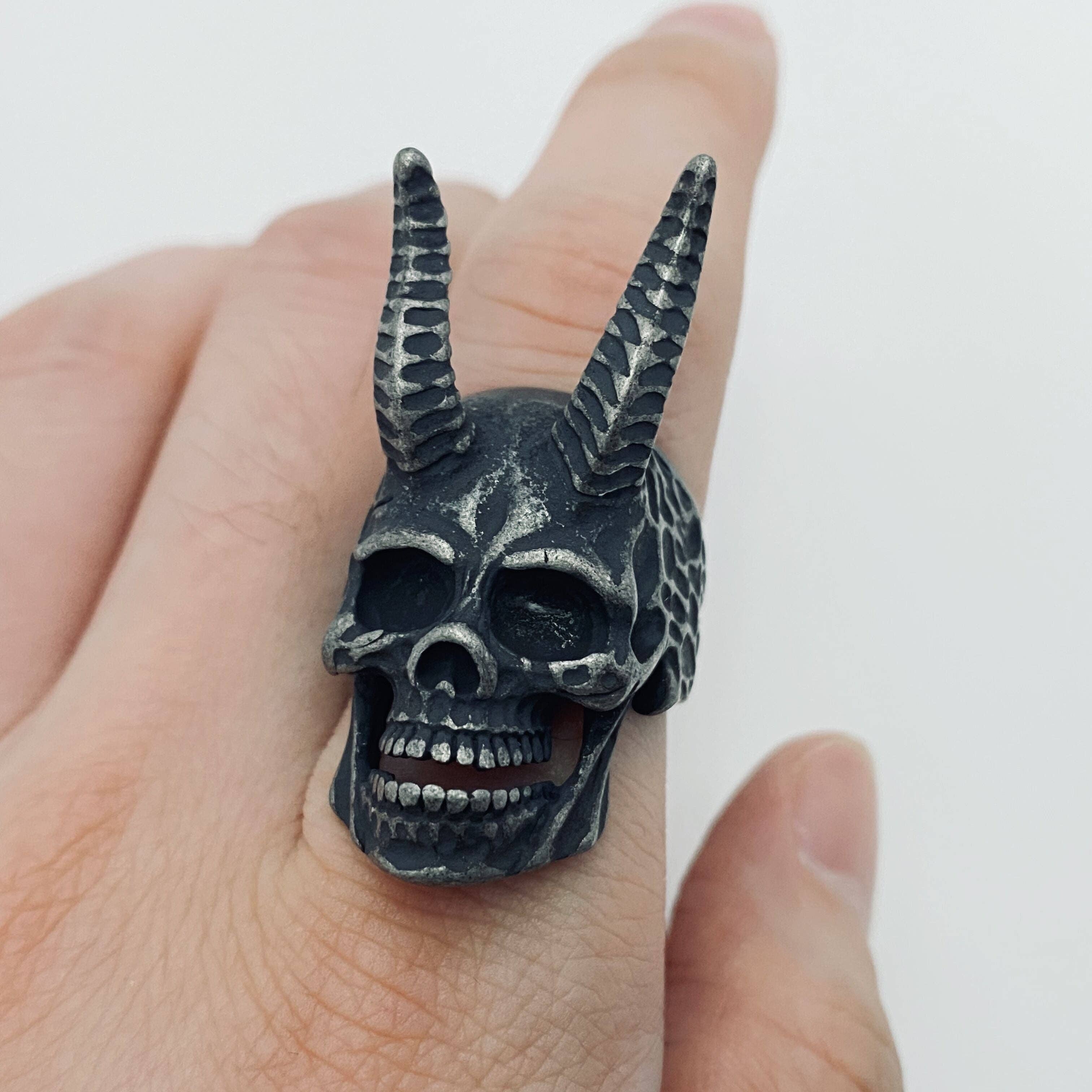 Mio Queena – Anel de cocktail/declaração por atacado – Anéis de caveira masculinos requintados de aço inoxidável9