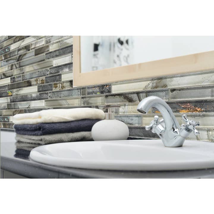 Thomas Avenue Ceramics - Wholesale Wall Tile - 12"x12" Random Linear Glass Mosaic Tile