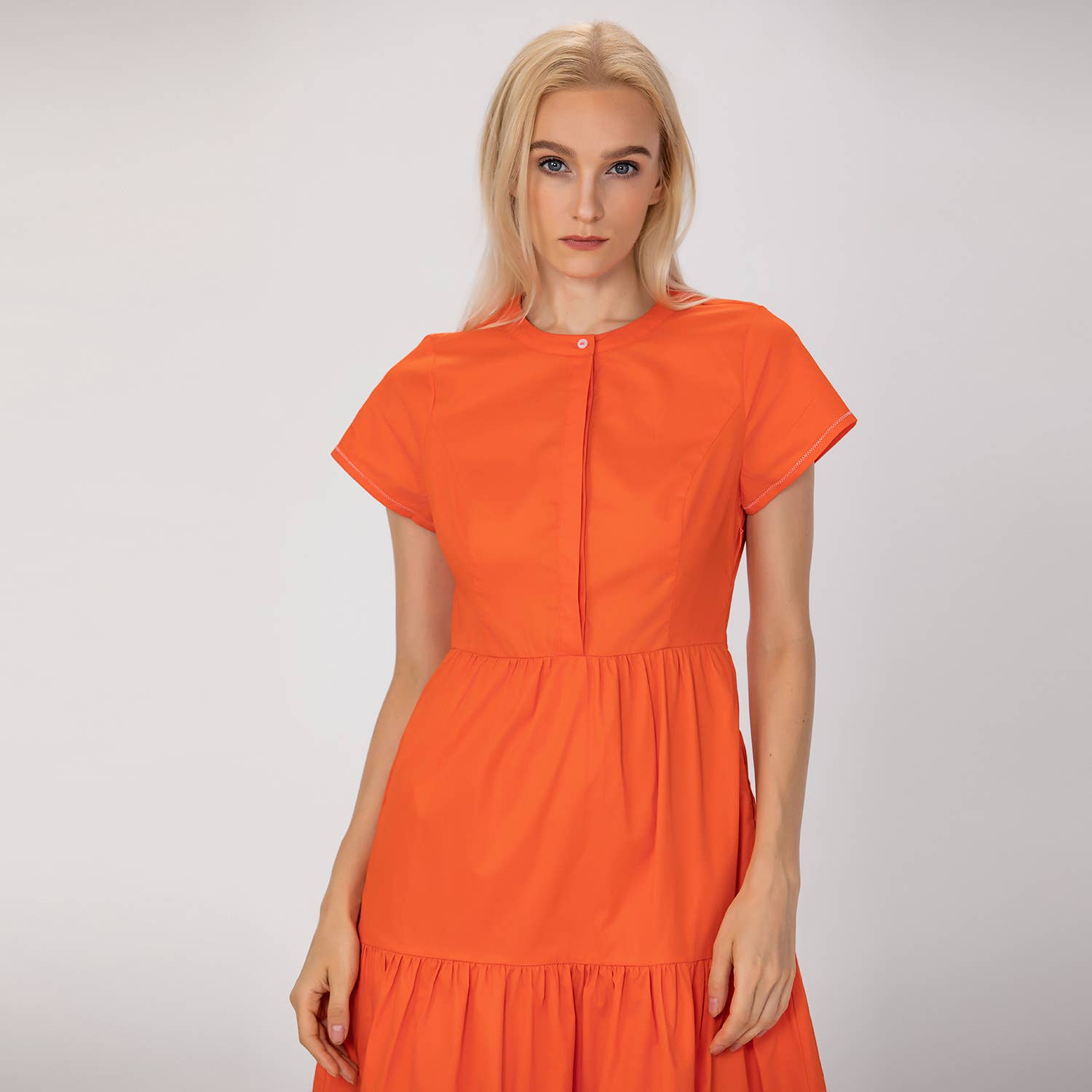 Smart and Joy - Vendita all'ingrosso Vestito - Donna - Abito camicia aderente e svasato in cotone5