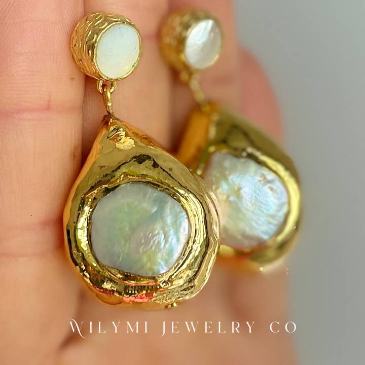WILYMI Jewelry Co - Wholesale Dangle Earrings - CLARITY Mallorca + Freshwater Pearl Cocktail Earrings