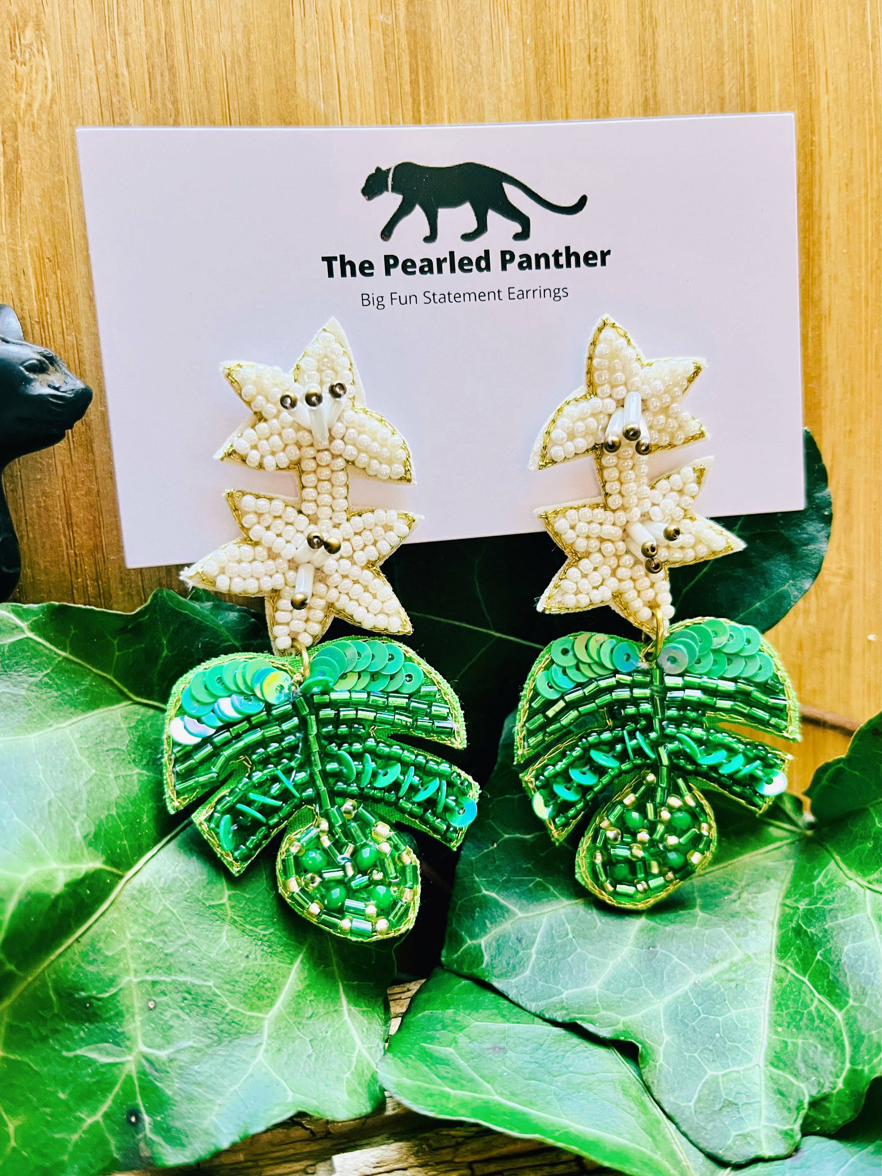 The Pearled Panther - Wholesale Dangle Earrings - Floral White Flower Green Monstera Leaf Beaded Earrings1