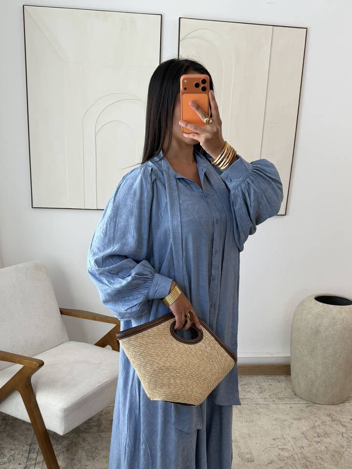 Abito fluido Limaya H590 per la vendita all'ingrosso da parte di White Icy